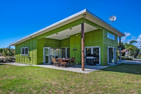 Seabreeze Bach - Mangawhai Heads Holiday Home